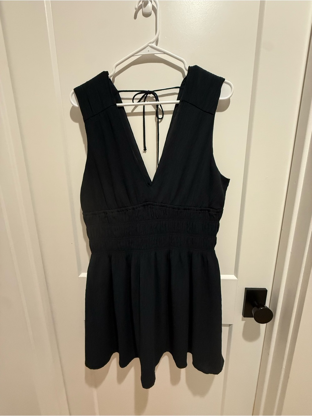 Abercrombie & Fitch Deep V-neck mini dress